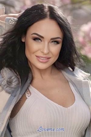 207567 - Vladislava Age: 33 - Ukraine