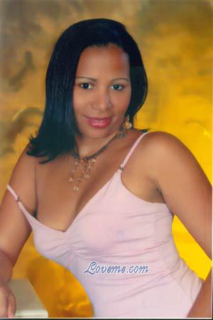 77828 - Lila Age: 42 - Colombia