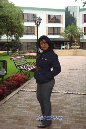 85920 - Karina Age: 30 - Colombia